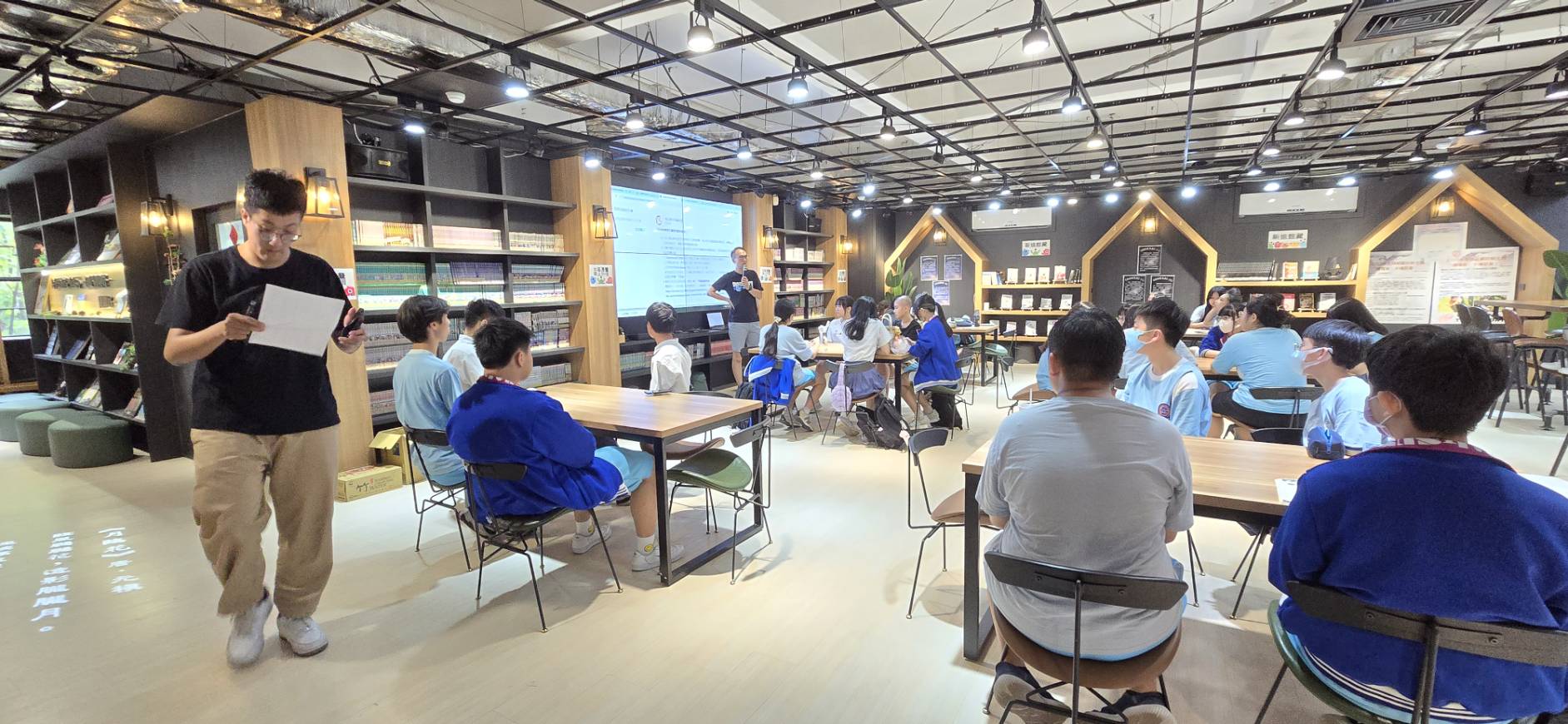 海山高中：圖書館一館 /商空+主視覺系列整體設計 7