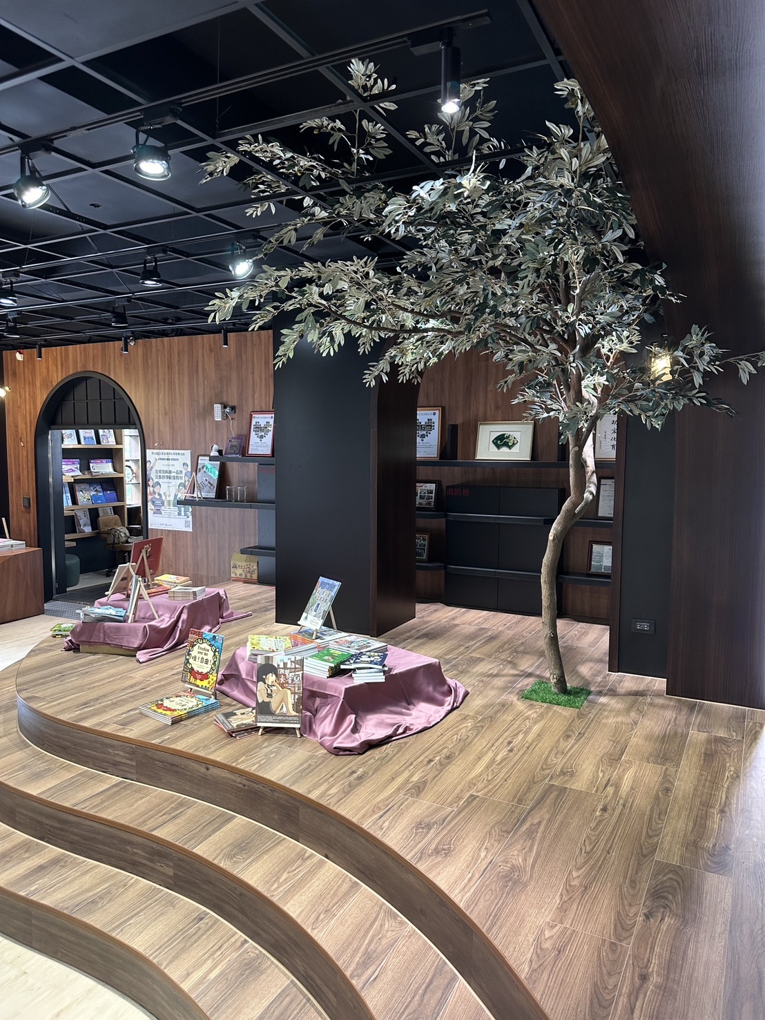 海山高中：圖書館二館 /商空+主視覺系列整體設計 23